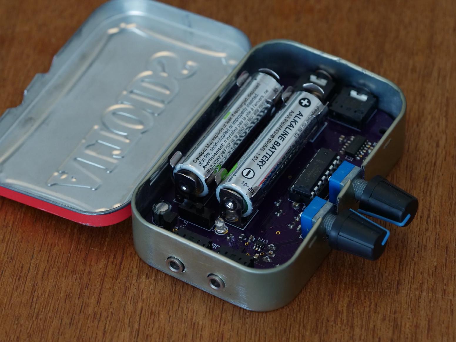 Tiny analog audio mixer in an Altoids tin